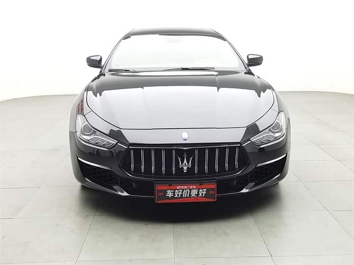 Фото 3 - Maserati Ghibli