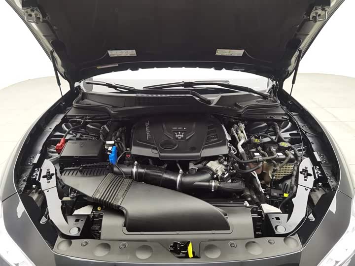 Фото 6 - Maserati Ghibli