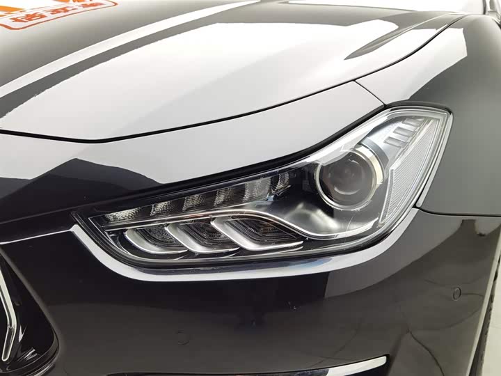 Фото 7 - Maserati Ghibli