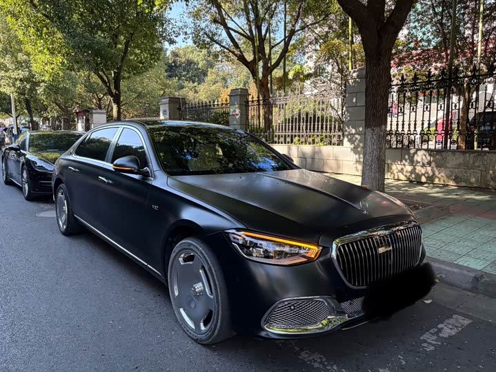 Фото 1 - Mercedes-Benz Maybach S-Class