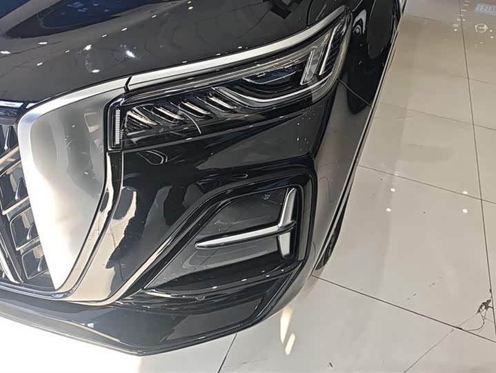 Фото 5 - Hongqi HS5