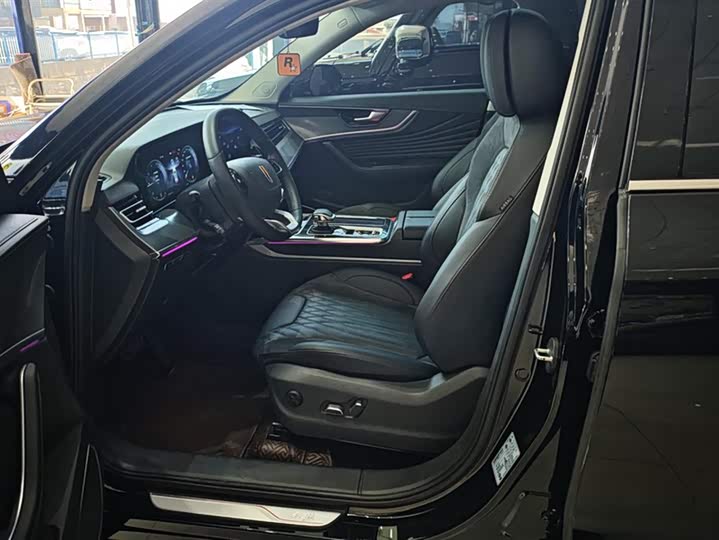 Фото 9 - Hongqi HS5