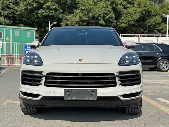 Фото 2 - Porsche Cayenne