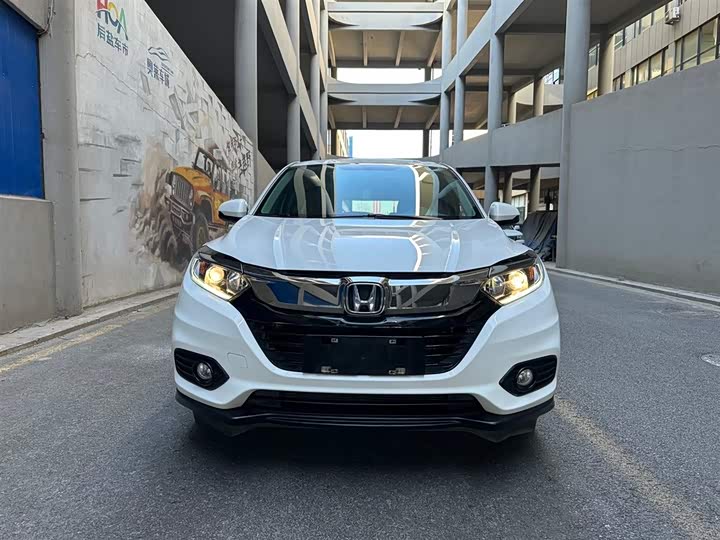 Фото 2 - Honda Vezel