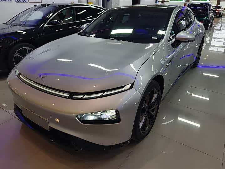 Фото 1 - XPeng P7