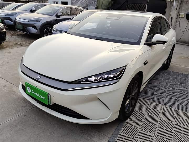 Фото 2 - BYD Qin L