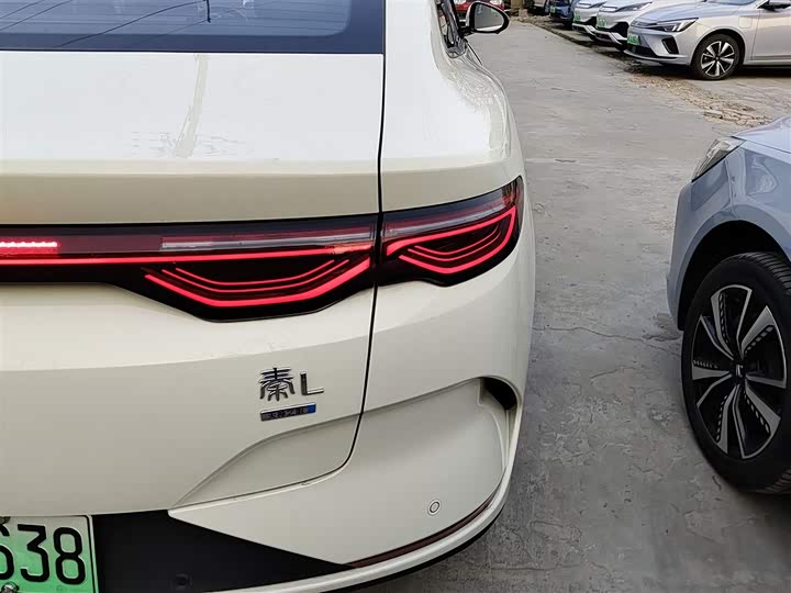 Фото 8 - BYD Qin L