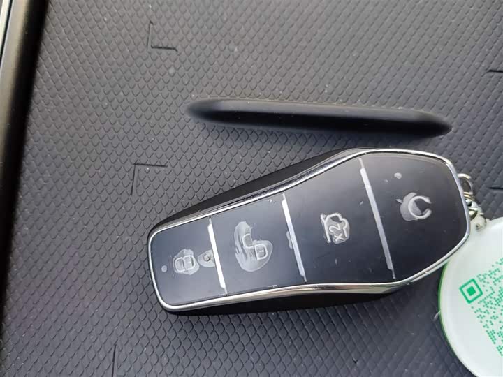 Фото 9 - BYD Qin L