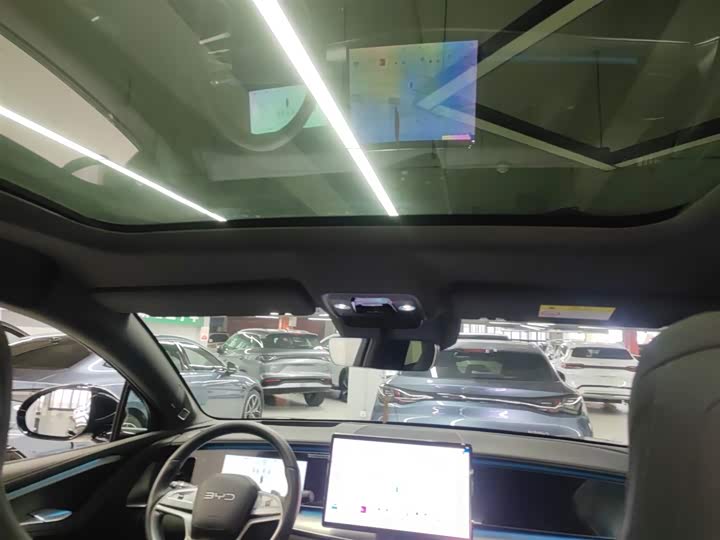 Фото 8 - BYD Sea Lion 07 EV