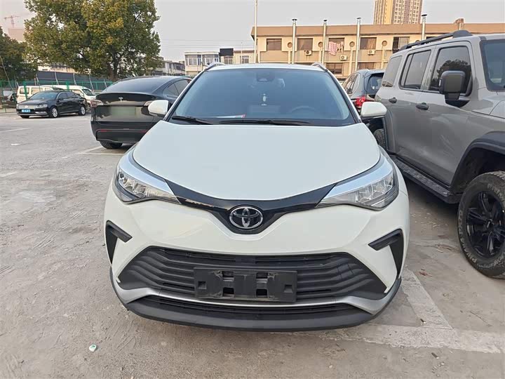 Фото 3 - Toyota Izoa