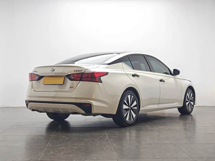 Фото 3 - Nissan Teana