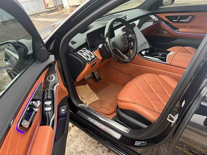 Фото 5 - Mercedes-Benz Maybach S-Class