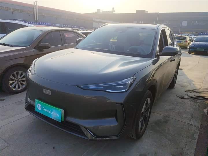 Фото 2 - Geely Galaxy E5