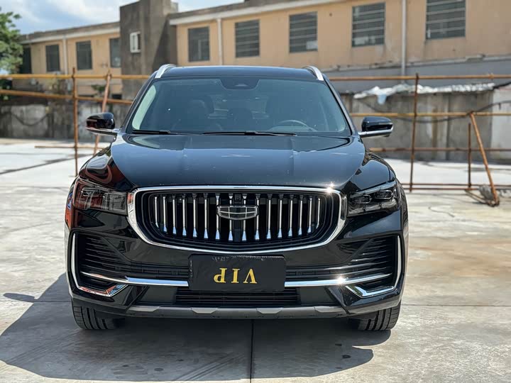 Фото 2 - Geely Monjaro