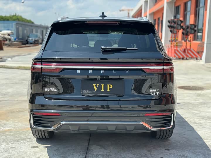 Фото 6 - Geely Monjaro