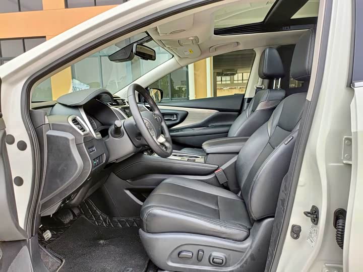 Фото 8 - Nissan Murano