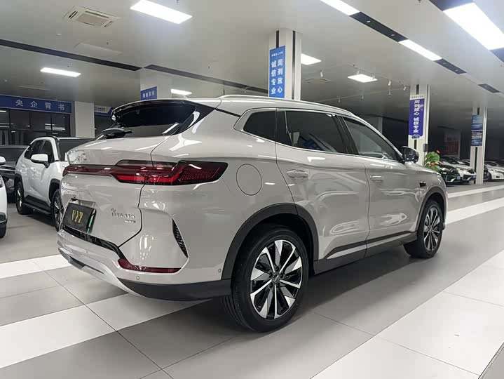 Фото 3 - BYD Song Plus Hybrid/EV