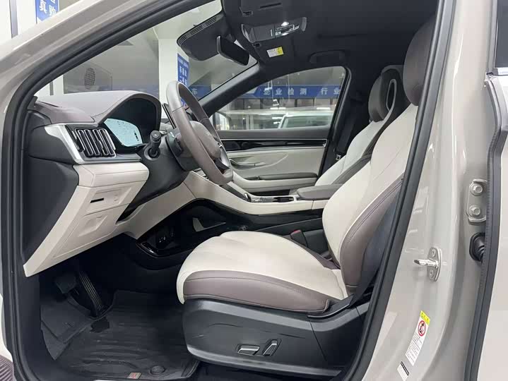 Фото 7 - BYD Song Plus Hybrid/EV