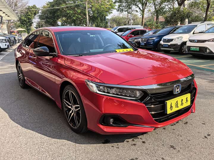 Фото 3 - Honda Accord