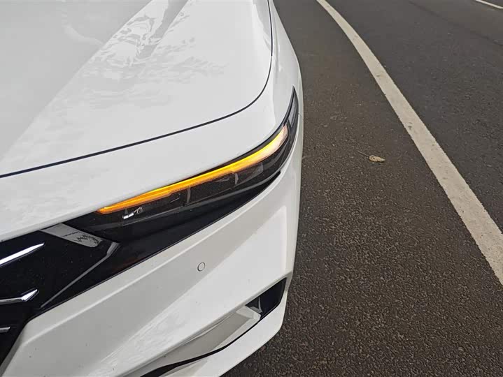 Фото 5 - Honda Accord