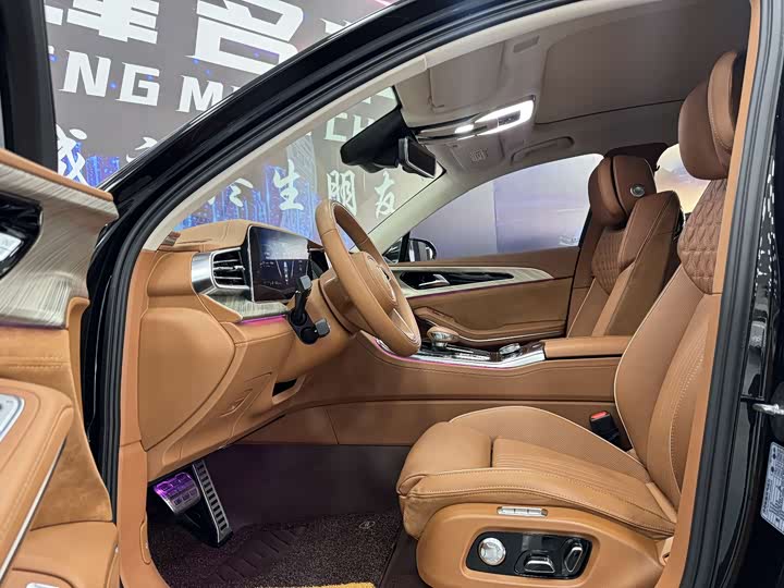 Фото 8 - Hongqi H9