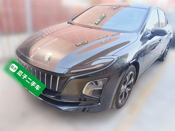 Фото 3 - Hongqi E-QM5