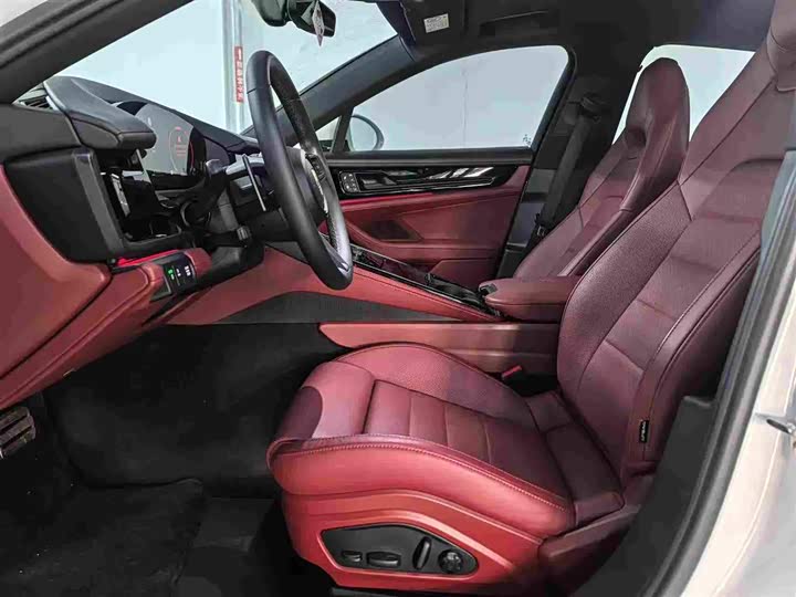 Фото 5 - Porsche Panamera