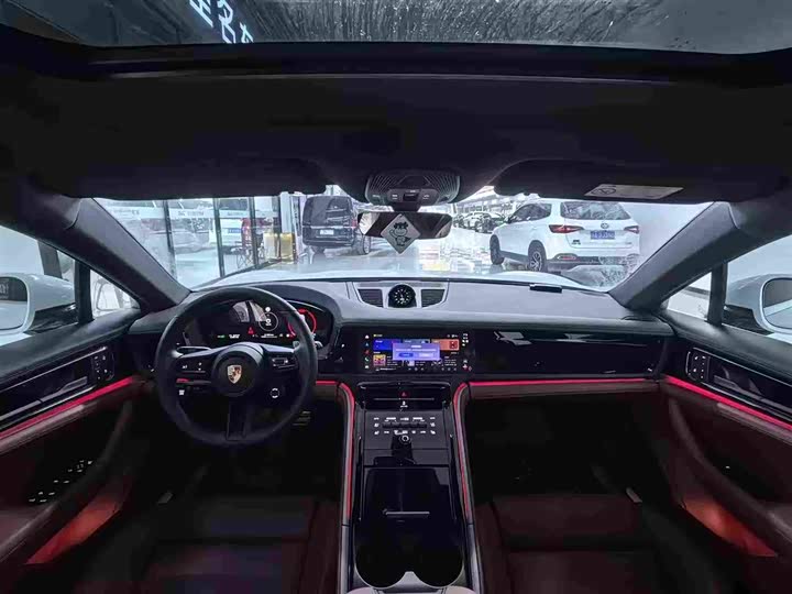 Фото 8 - Porsche Panamera