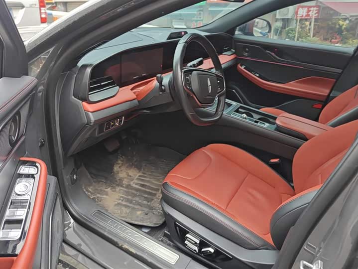 Фото 9 - Lincoln Z (Zephyr)