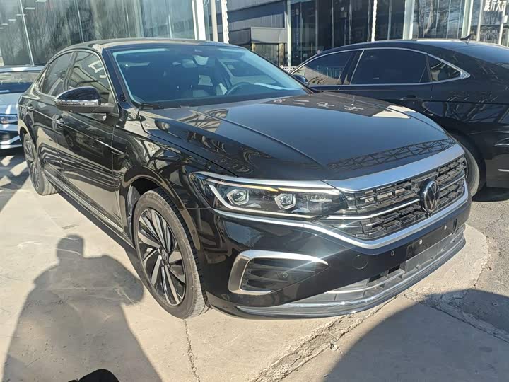 Фото 4 - Volkswagen Passat