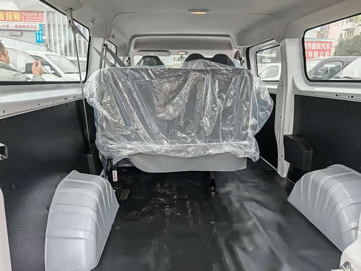 Фото 8 - Maxus Dana V1