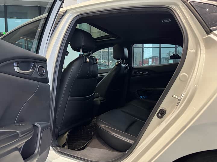 Фото 9 - Honda Civic