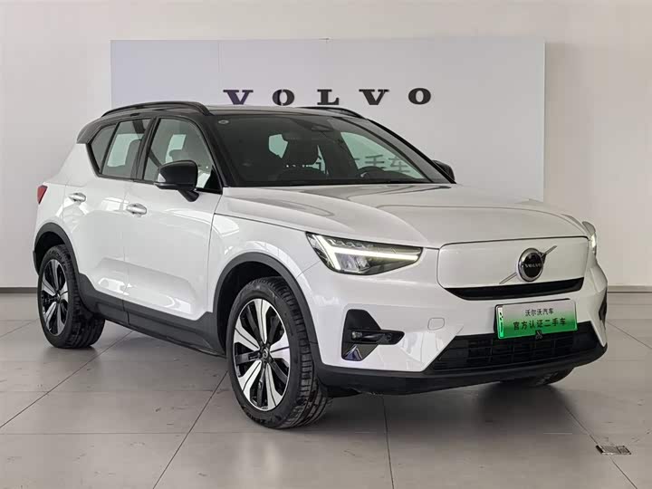 Фото 9 - Volvo XC40 EV