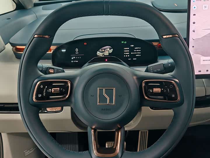 Фото 9 - Zeekr Mix