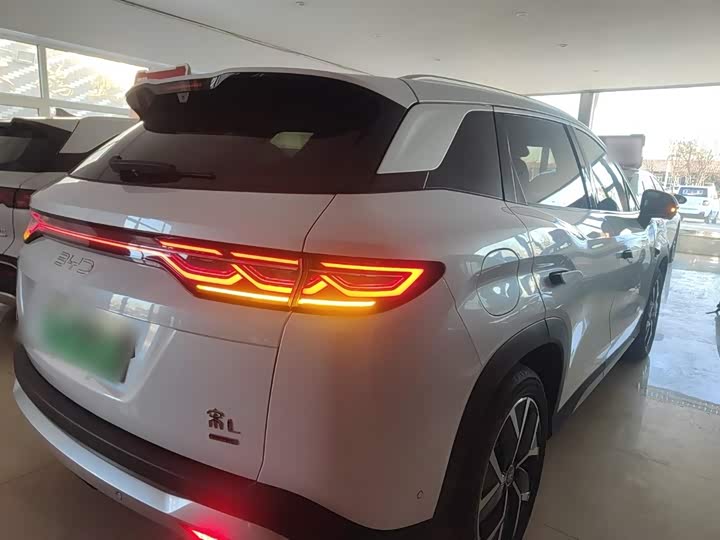 Фото 7 - BYD Song L DM-i Hybrid