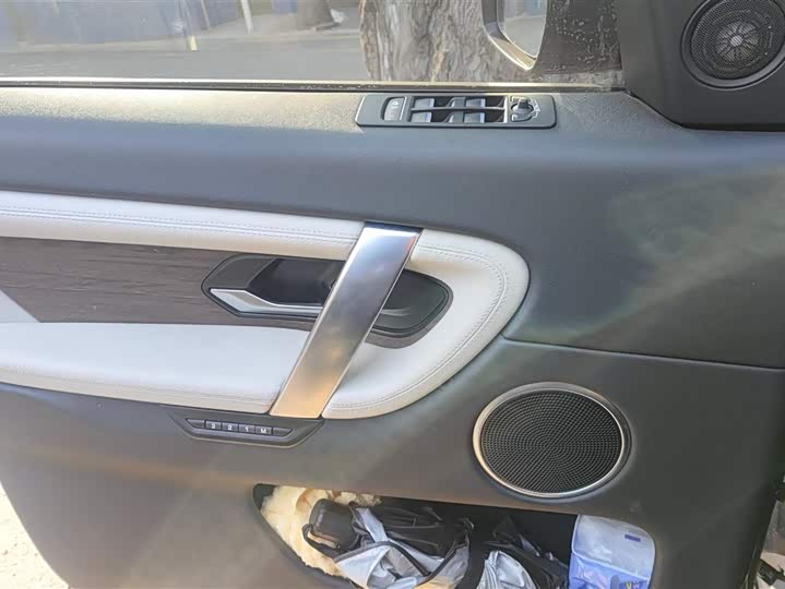 Фото 7 - Land Rover Discovery Sport