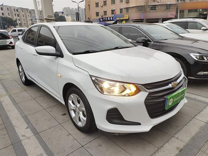 Фото 4 - Chevrolet Onix (Cavalier)