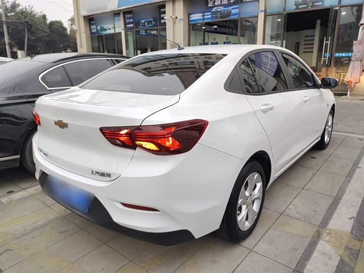 Фото 7 - Chevrolet Onix (Cavalier)