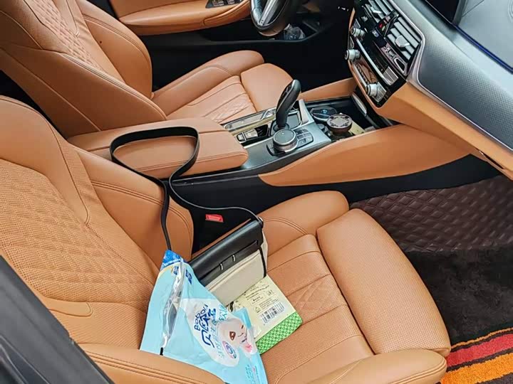 Фото 5 - BMW 5 Series