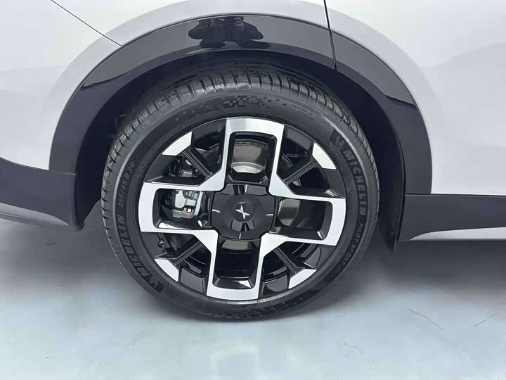 Фото 8 - XPeng G7