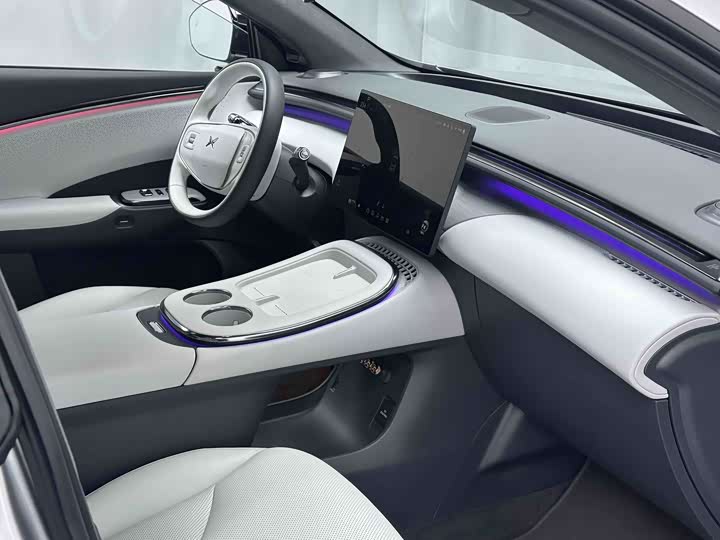 Фото 9 - XPeng G7