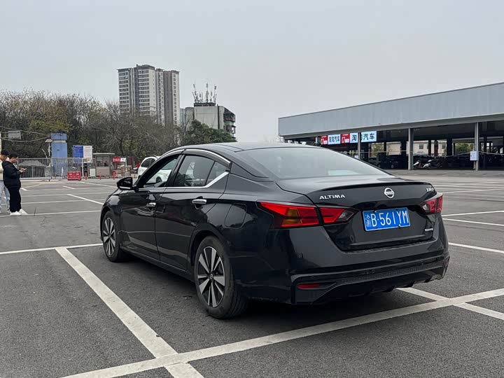 Фото 4 - Nissan Teana