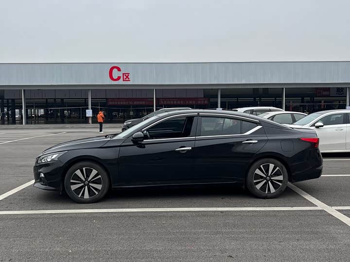 Фото 6 - Nissan Teana