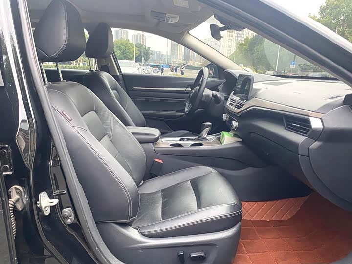 Фото 7 - Nissan Teana