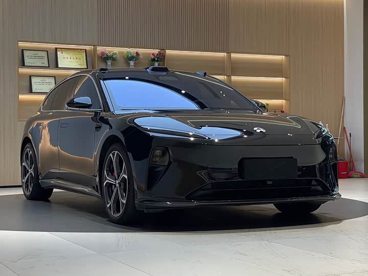 Фото 4 - Nio ET5T