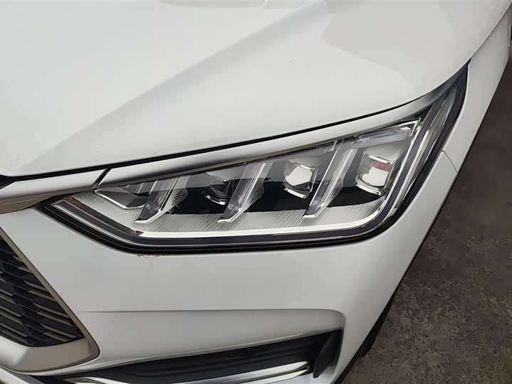 Фото 5 - BYD Song Plus