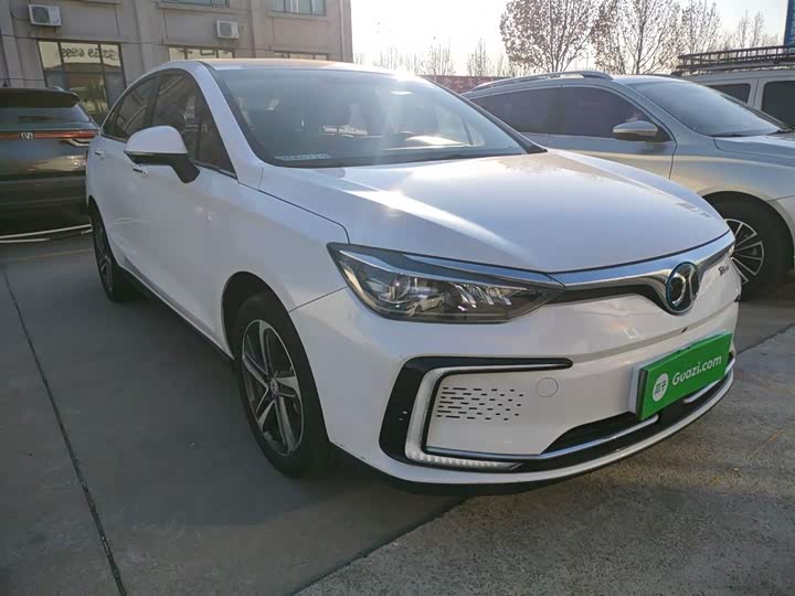 Фото 4 - Beijing EU5