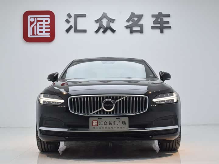 Фото 2 - Volvo S90