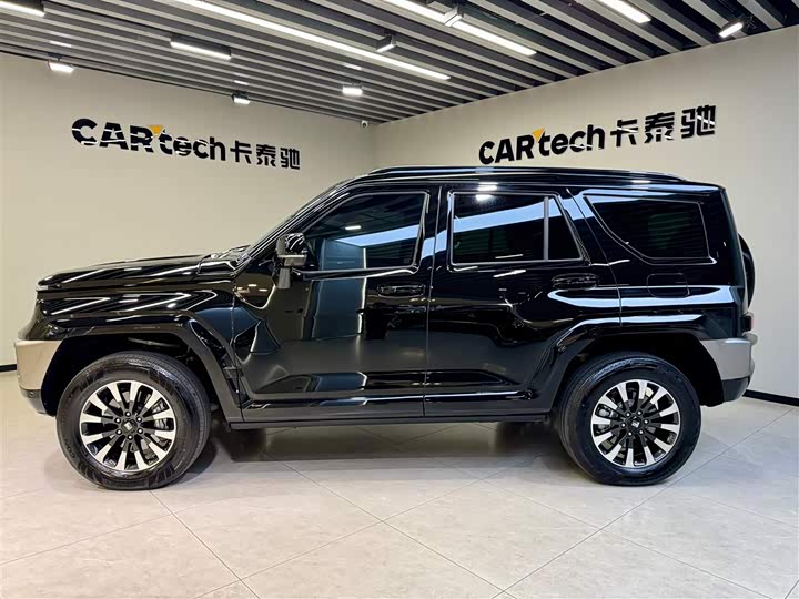 Фото 7 - Tank 700 Hybrid