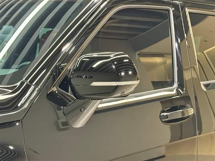 Фото 8 - Tank 700 Hybrid